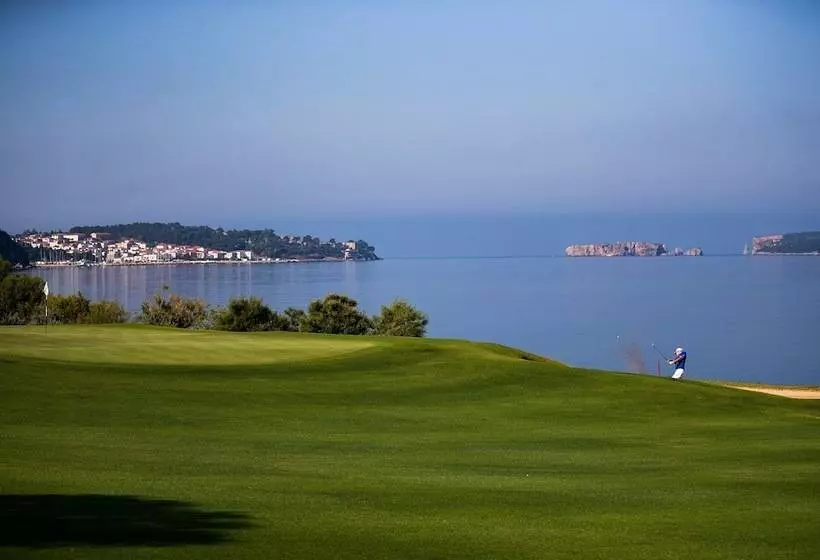 ホテル W Costa Navarino