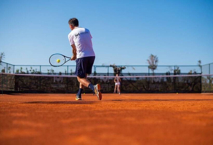 בית מלון כפרי W Costa Navarino