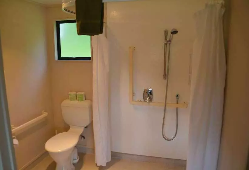 Hotelli Waitomo Top 10 Holiday Park