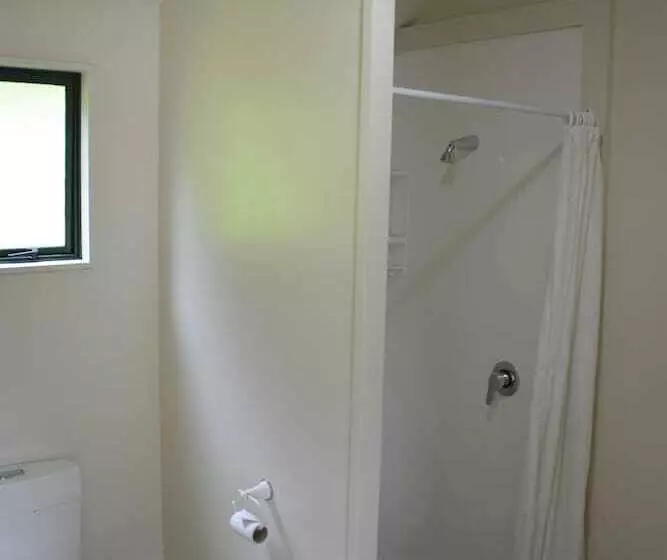 Hotelli Waitomo Top 10 Holiday Park