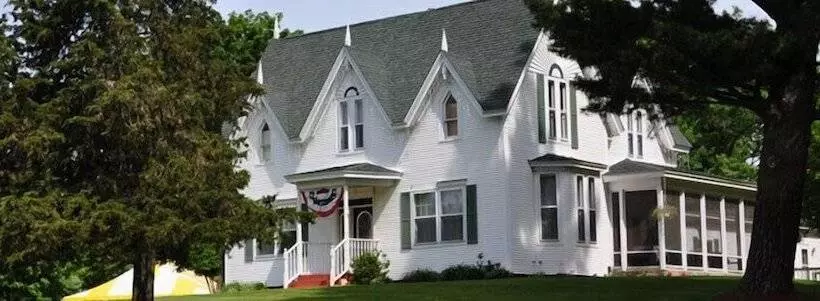 Hotelli Allegan Country Inn