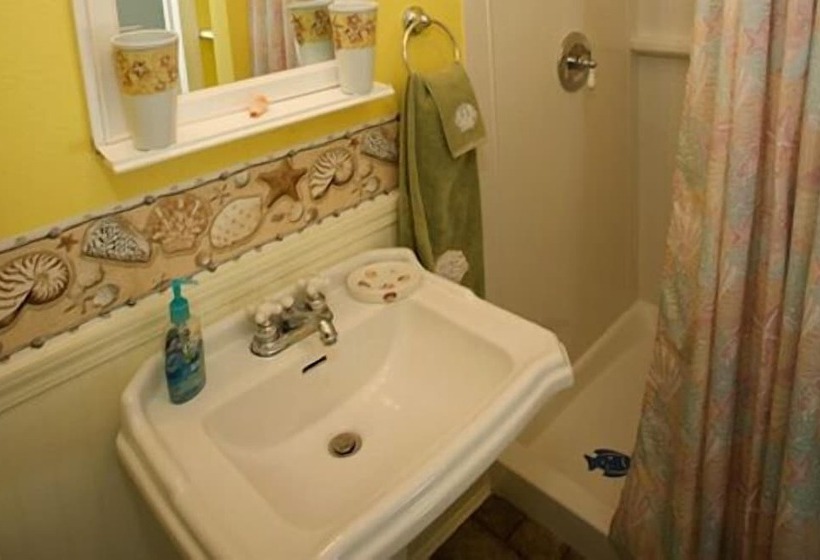 호텔 Allegan Country Inn