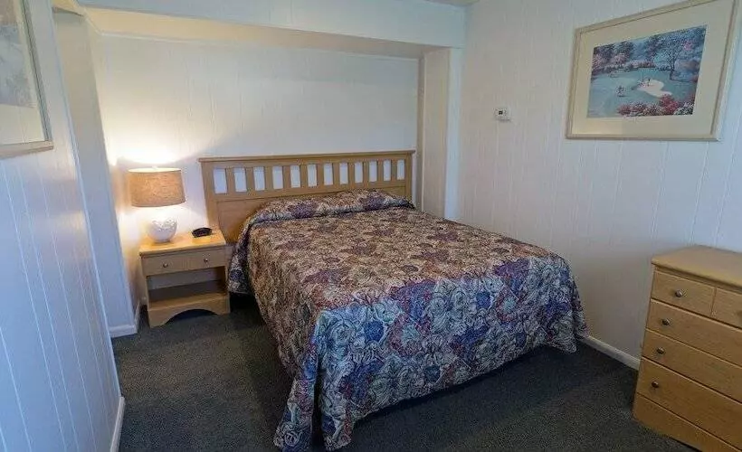 Hotelli Cold Creek Inn