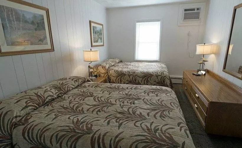 Hotelli Cold Creek Inn