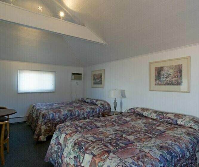 בית מלון כפרי Cold Creek Inn