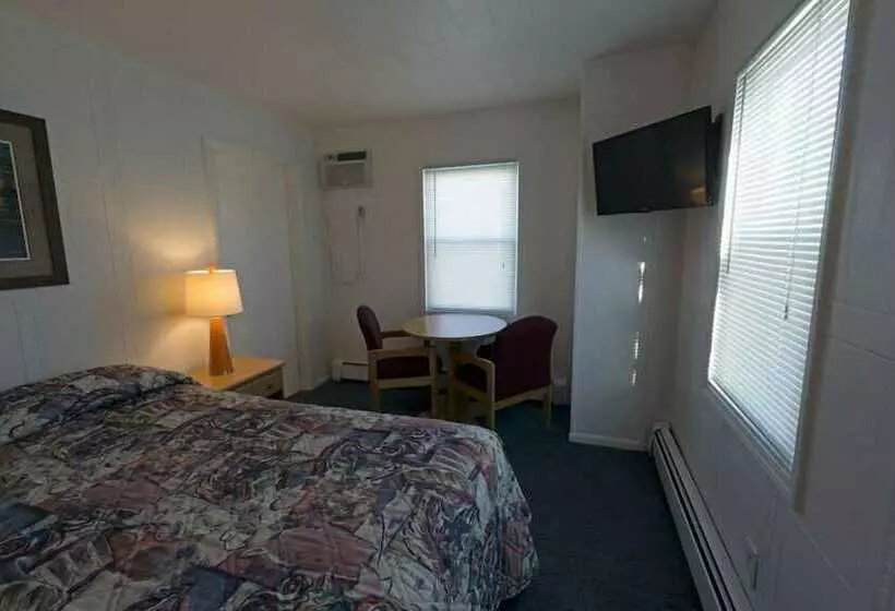 Hotelli Cold Creek Inn