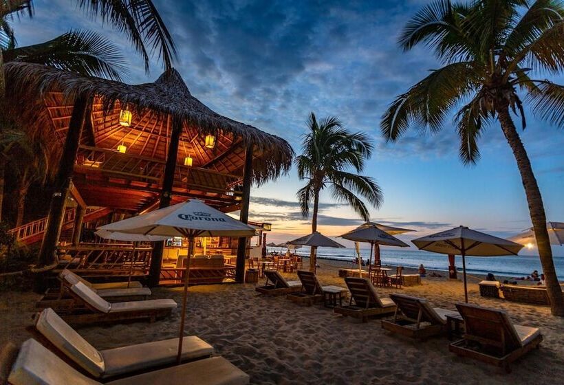 Hotel Del Wawa Beach Front