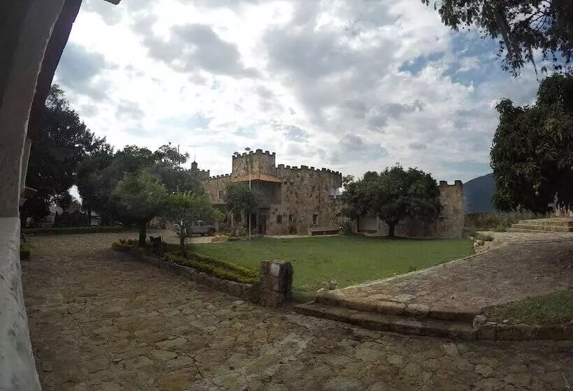 Hotelli El Castillo Chinauta