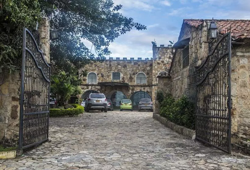 Hotelli El Castillo Chinauta