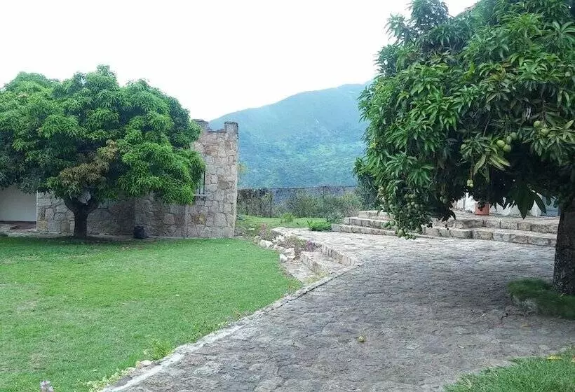 Hotelli El Castillo Chinauta