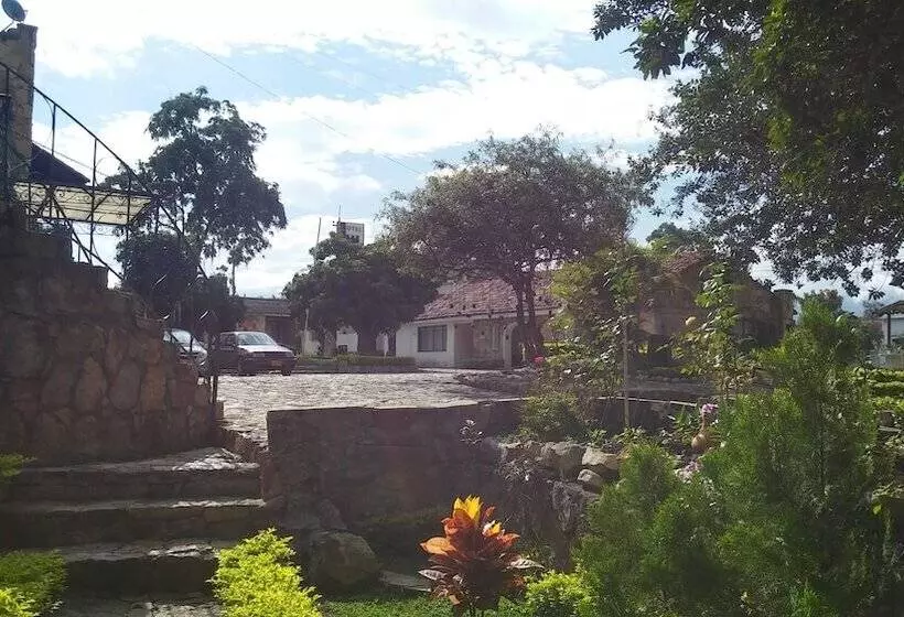 Hotelli El Castillo Chinauta