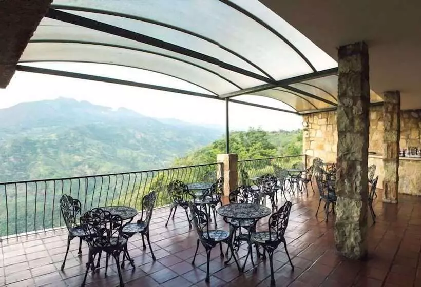 Hotelli El Castillo Chinauta