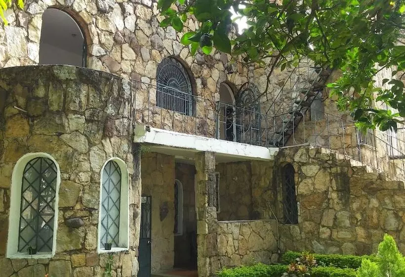 Hotelli El Castillo Chinauta