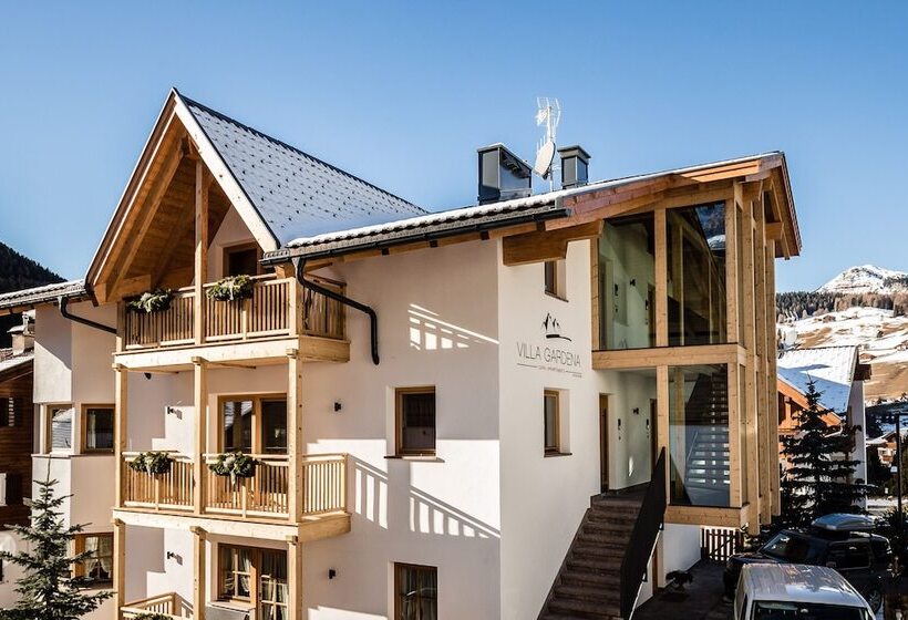 هتل Garni Apartments Villa Gardena