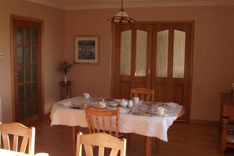 Отель Hillcrest B&b