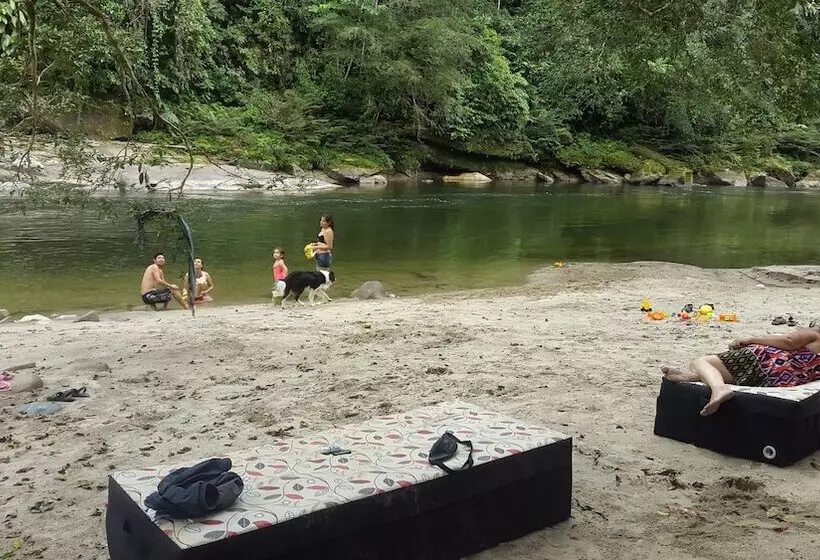 Hotelli Playa Selva Lodge