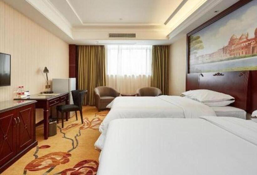 هتل Vienna Shanghai Chongming Changxing Island