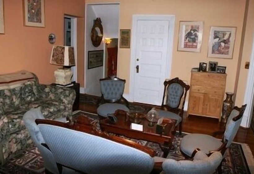 هتل Wilson House Bed & Breakfast