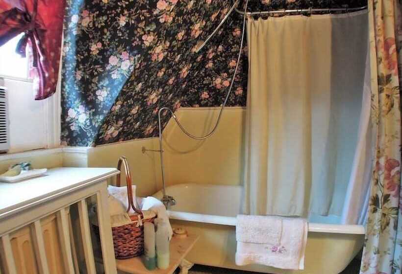 هتل Wilson House Bed & Breakfast