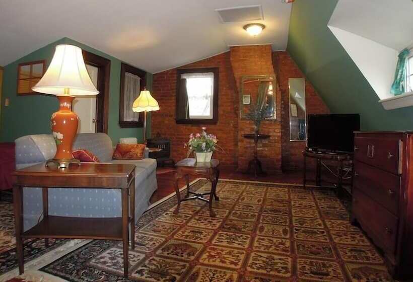 هتل Wilson House Bed & Breakfast