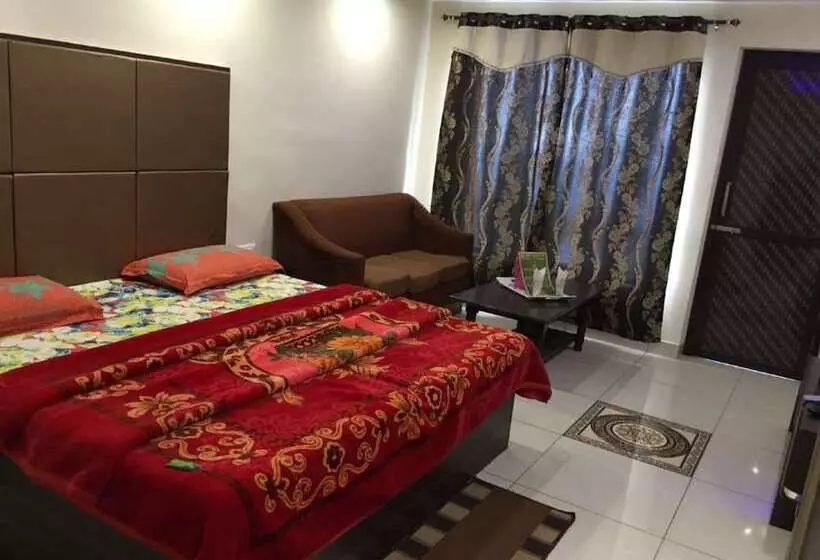Hotelli Goroomgo Bombay Palace Mall Road Dalhousie