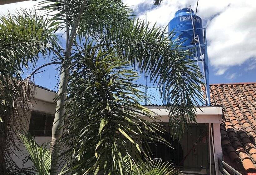 فندق El Callejon Guest House