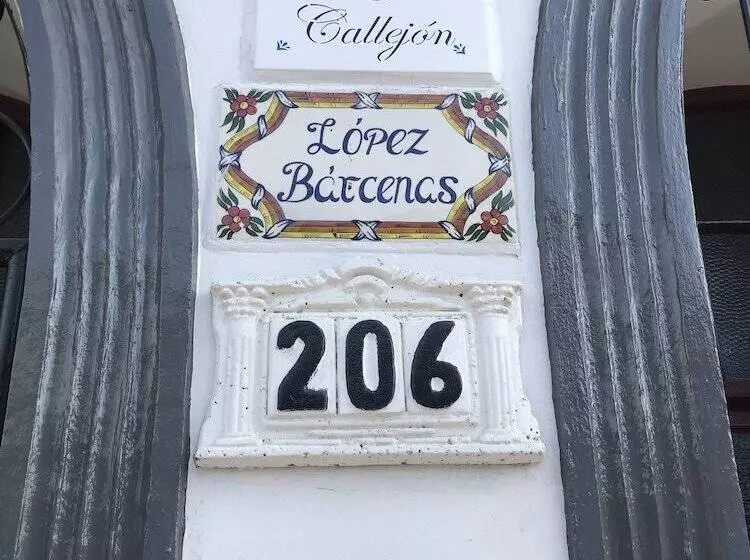 هتل El Callejon Guest House