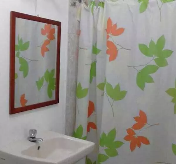 هتل El Callejon Guest House