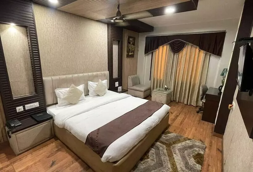 Hotelli Grand Sai   Moradabad, Uttar Pradesh