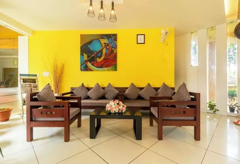 ホテル Karapuzha Village Resort