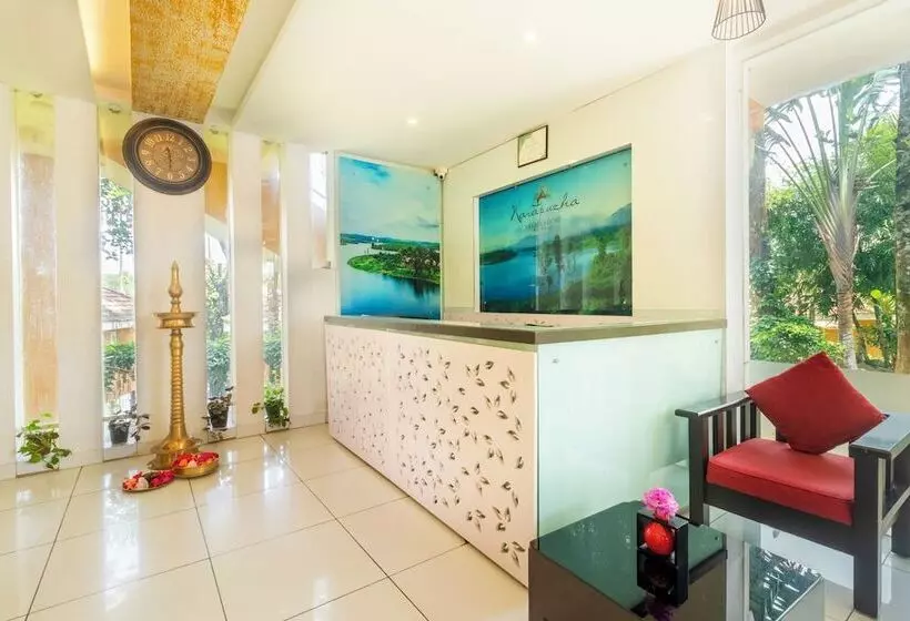 ホテル Karapuzha Village Resort