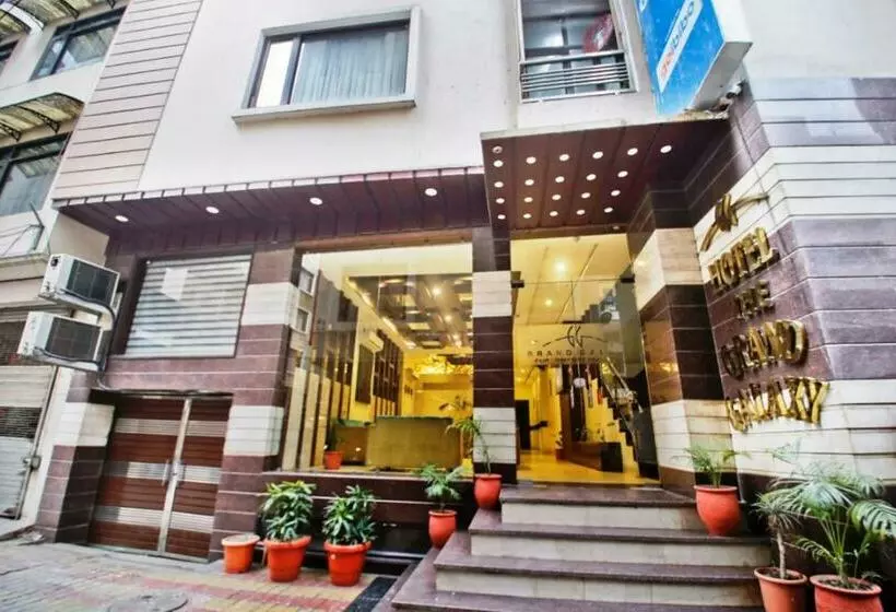 Hotel Royals Grand Galaxy