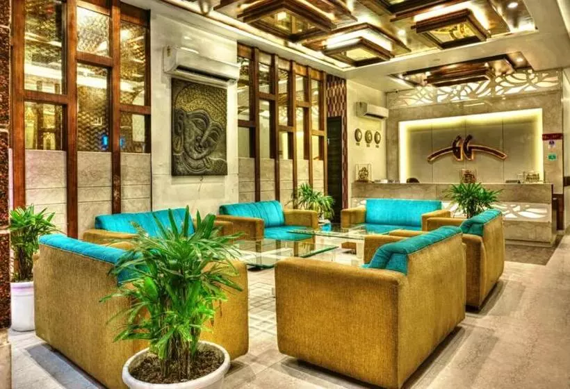 Hotel Royals Grand Galaxy