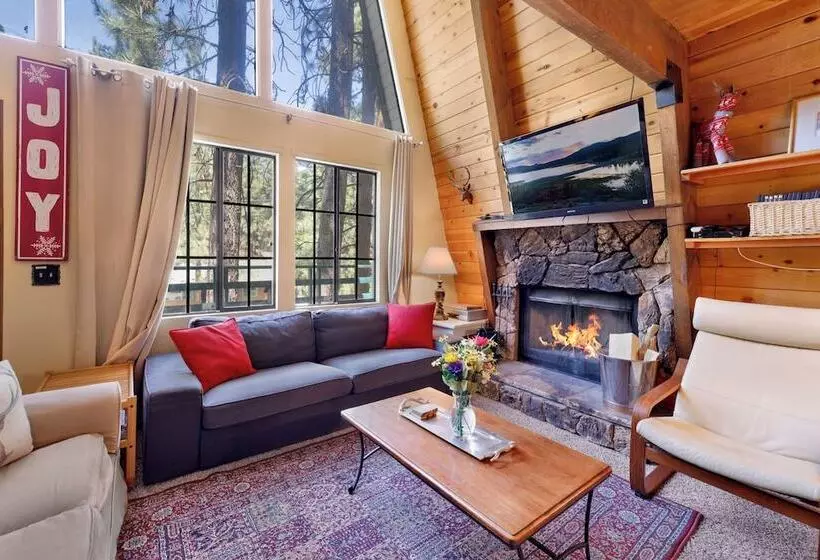 Hotelli Three Bears Cabin #1574