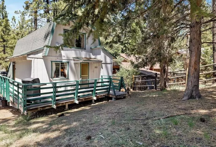 Hotelli Three Bears Cabin #1574
