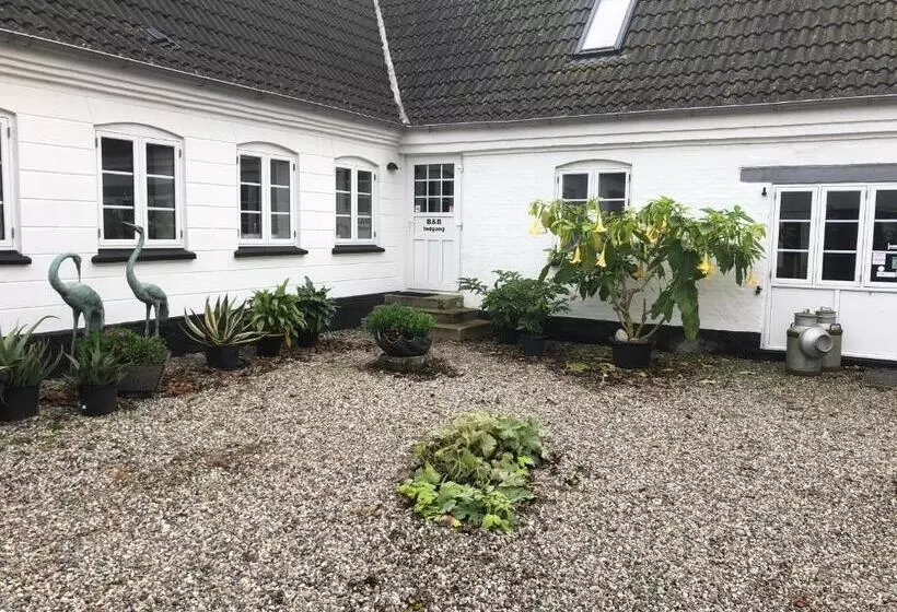 ホテル Holmegaarden B & B K