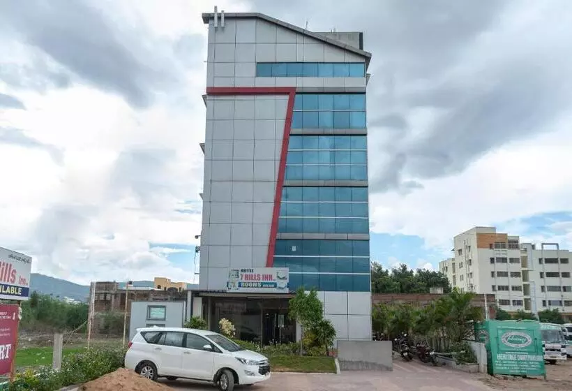 ホテル Collection O Seven Hills Inn