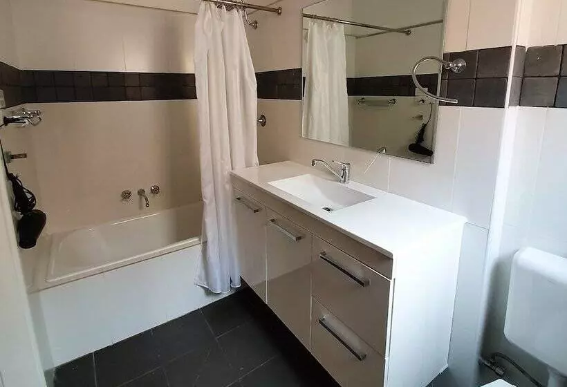 The Grand Hotel Newcastle