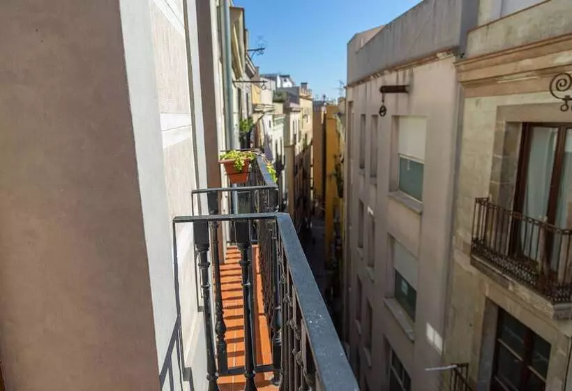 هتل Inspired Apartments