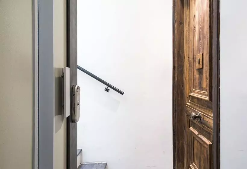 هتل Inspired Apartments