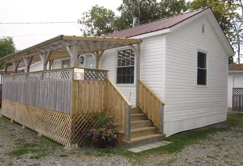 ホテル Skyline Cabins