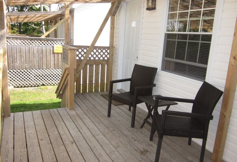 בית מלון כפרי Skyline Cabins