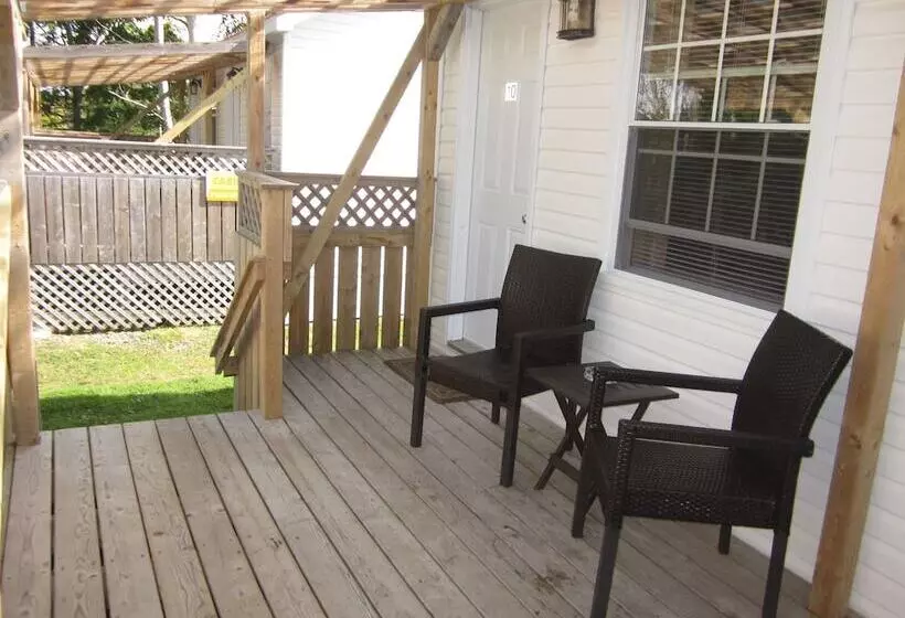 ホテル Skyline Cabins