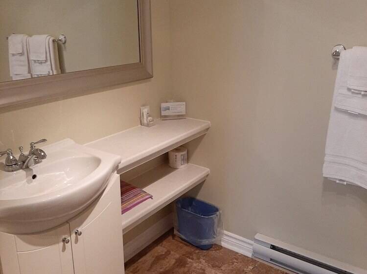 בית מלון כפרי Skyline Cabins