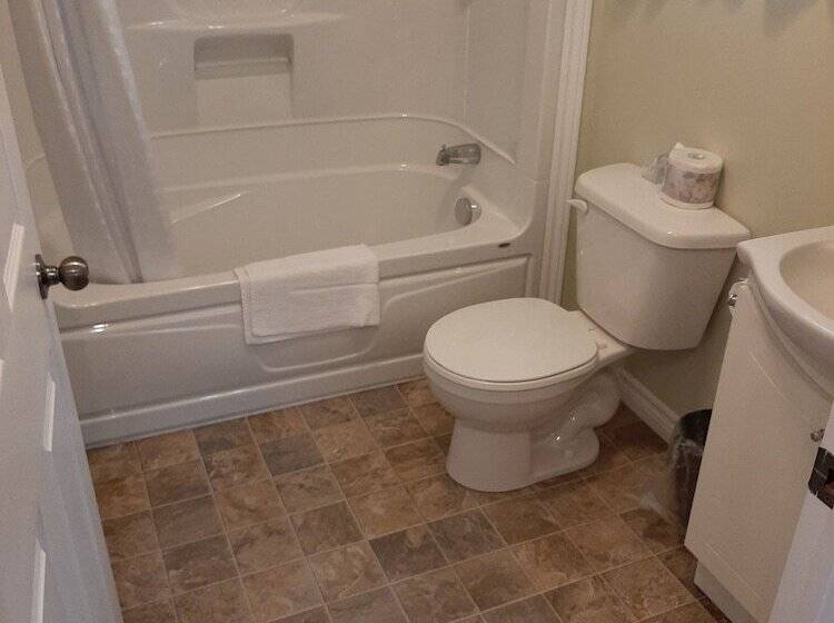 בית מלון כפרי Skyline Cabins