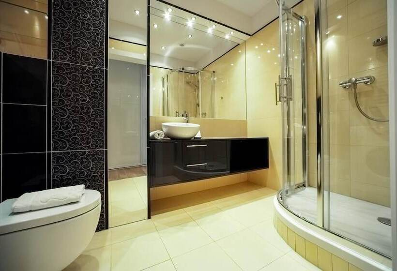 هتل City Centre Platinum Towers Apartment