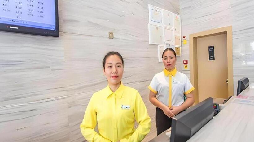 Отель City Comfort Inn Liuzhou Rongshui Fengsha