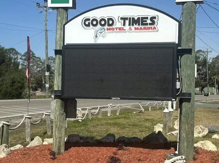 Good Times Motel And Marina