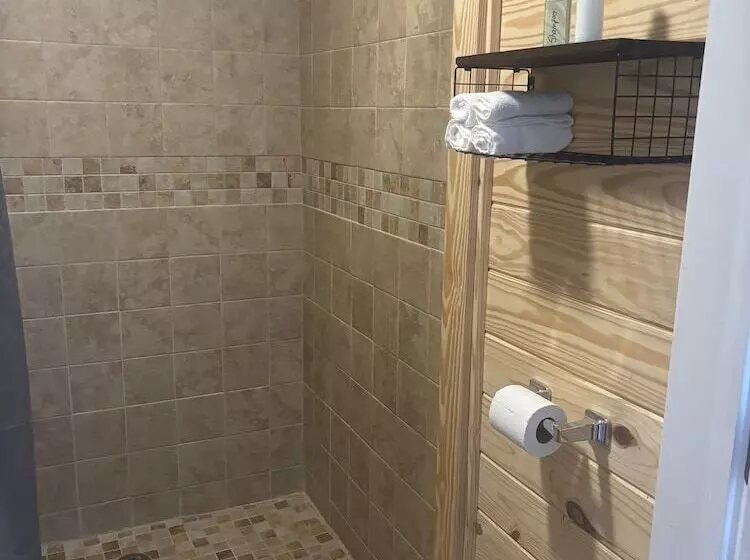 Good Times Motel And Marina