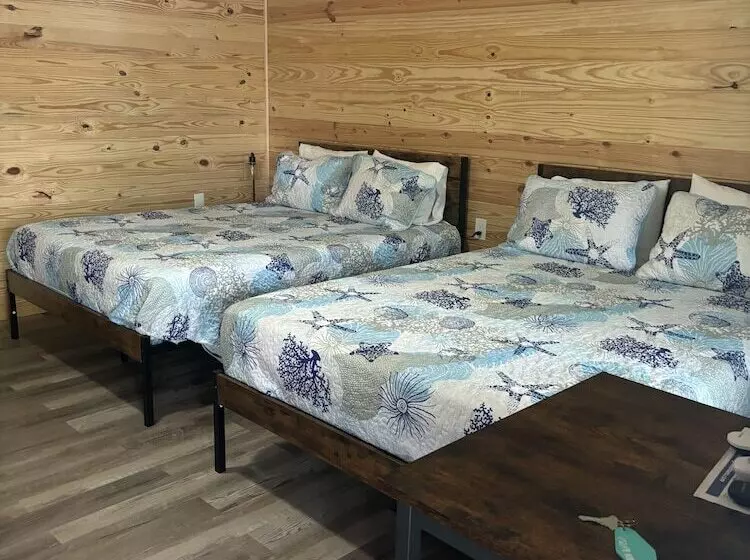 Good Times Motel And Marina